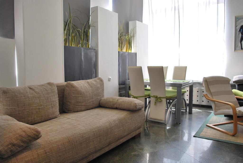 Apartment Center 25 Ljubljana Exteriör bild
